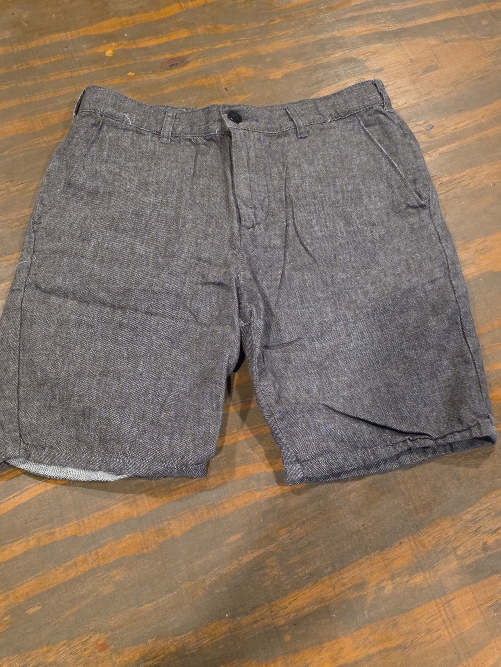 PacSun Men's Dark Charcoal Flat-Front Shorts
